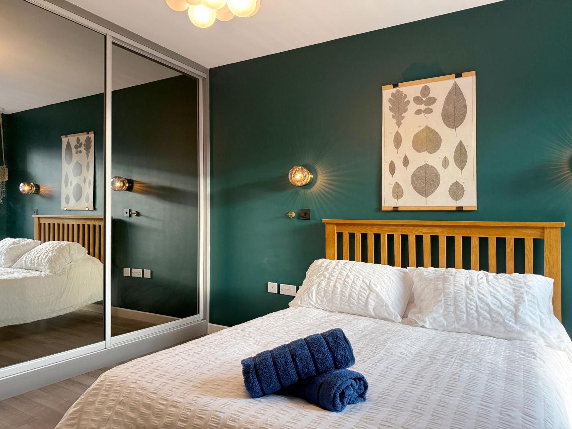 George's Place In Wembley - Close To Wembley Stadium & Wembley Arena Appartement Londen